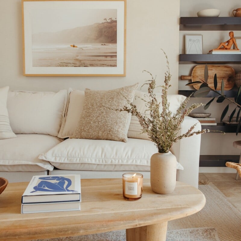 Modern Hygge Vignette with Dried Flowers and Candles — Hygge Home Decor