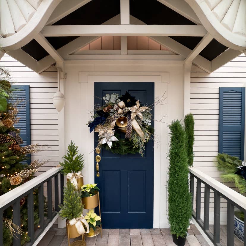 Traditional Porch with Navy Door and Large Wreath Traditional Porch with Navy Door and Large Wreath — Winter Porch Decor