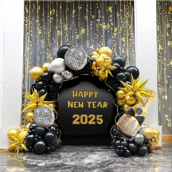 Backdrop Visual Idea — New Years Eve Balloon Garland